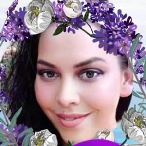 Meet your Posher, Traci